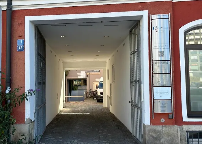 Donau - Im Zentrum, Kueche, Parkplatz, Ruhig Gelegen